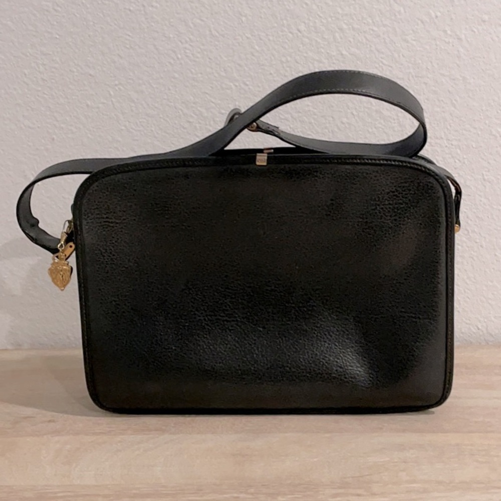 Gucci antique crossbody bag